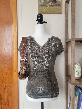 2000s Grey/Green Grudge Style Short Sleeve Henley Top Size Small